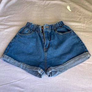 Jean stretch short shorts